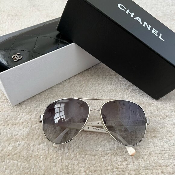 Chanel Authentic 4195-Q Aviator Quilted Sunglasses With Case Y2K - Picture 1 of 12